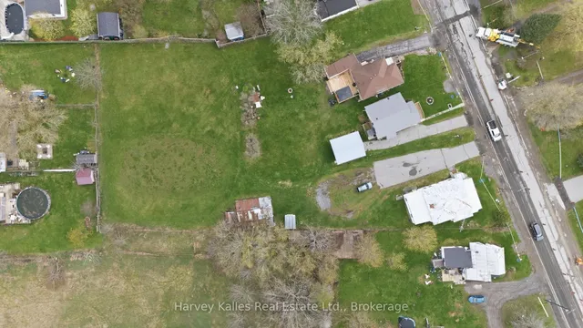 483 Highway 49 Rd, Prince Edward County 3