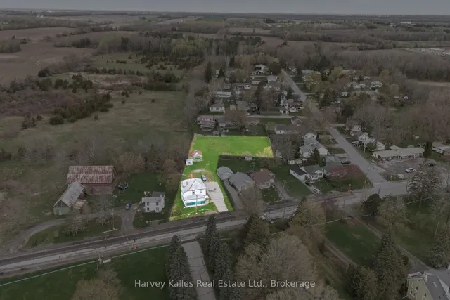 483 Highway 49 Rd, Prince Edward County 5