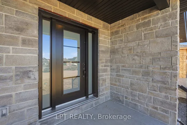 72 Chateauguay St, Russell 2