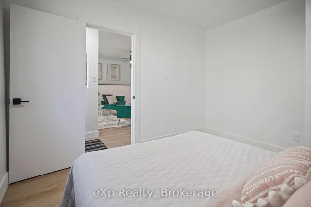 5700 17 Highway, The North Shore 4