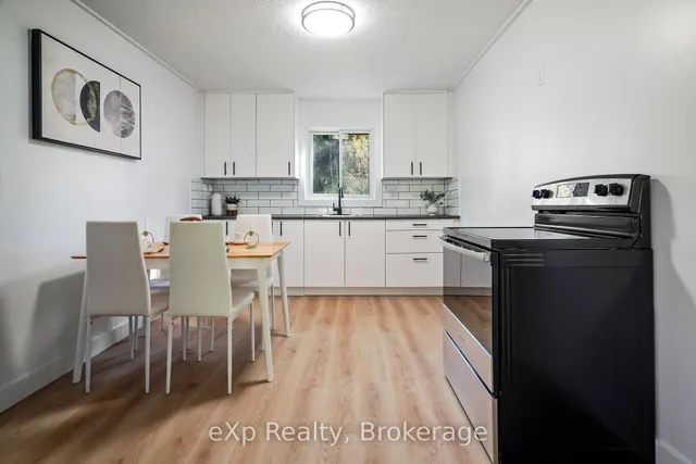 5700 17 Highway, The North Shore 5