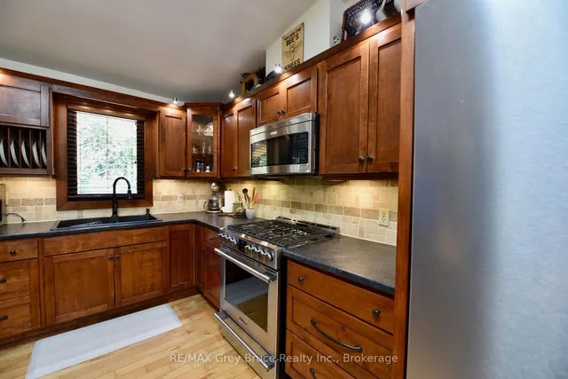 54 Carter Rd, Northern Bruce Peninsula 2