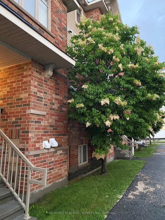 151 Keltie Private, Ottawa 2