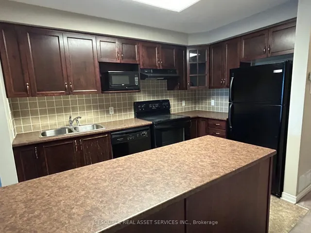 151 Keltie Private, Ottawa 5