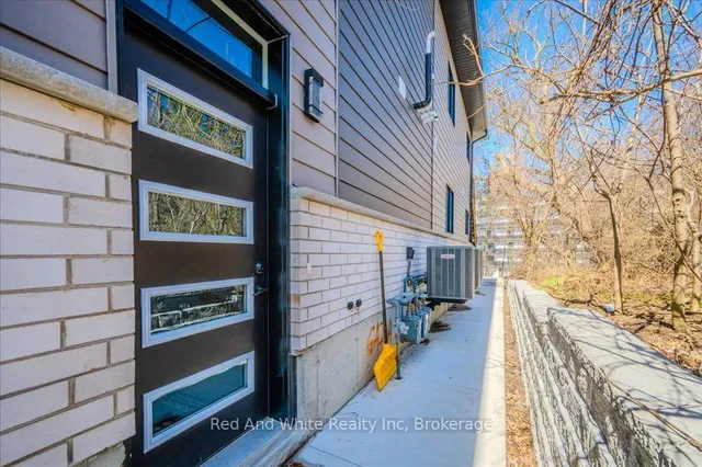 498 Karn St, Kitchener 5
