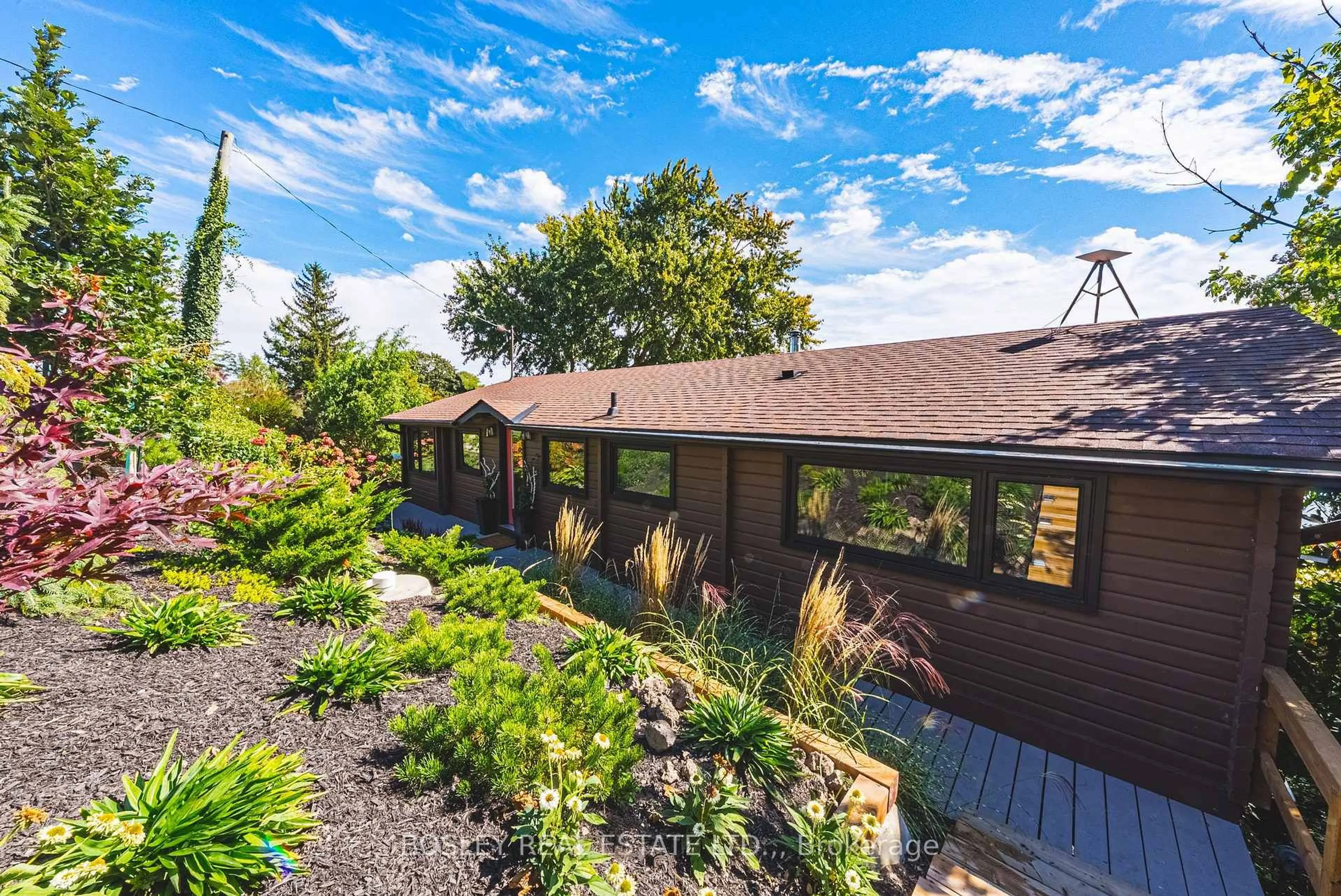 trreb/IMG-X13865596_c353b68d-0e18-4fee-a6cb-7b1396e374fb-l.jpg