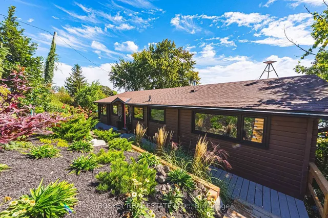 101 Lighthouse Dr, Haldimand