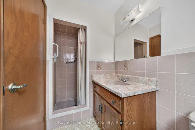 1163 Greenhill Ave, Hamilton 5