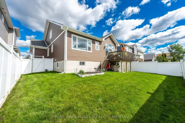 209 Mill Pond Pl, Kingston 4