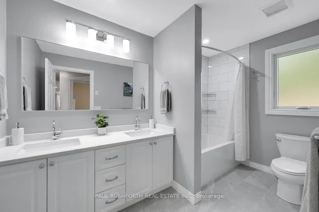 141 Torbolton St, Ottawa 5