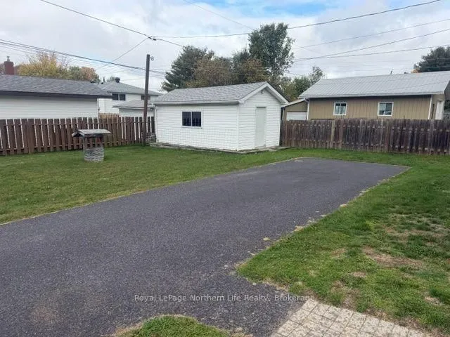 441 Roy St, West Nipissing 5