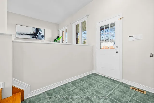 4 Tamarack Pl, Ottawa 2