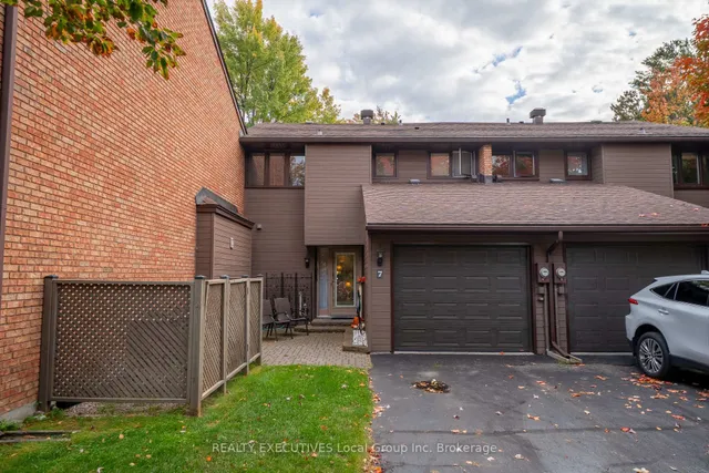 555 Main St #7, Callander 2