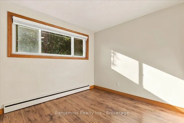115 Roxborough Ave, Kitchener 2