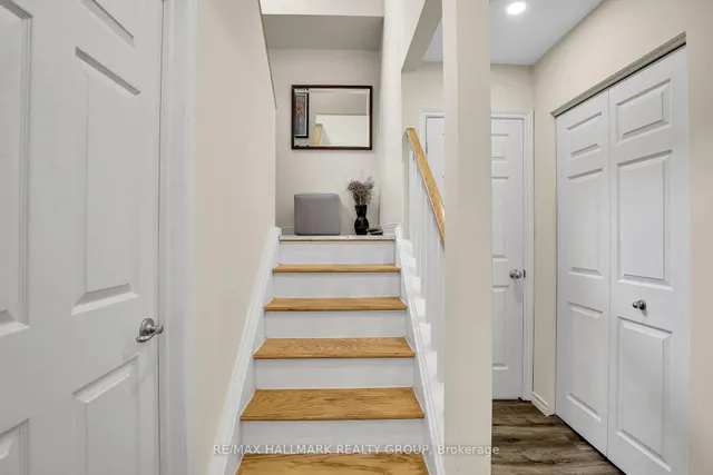 525 Hilson Ave #6, Ottawa 2