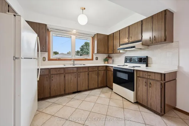 27 Palermo Cres, Guelph 5