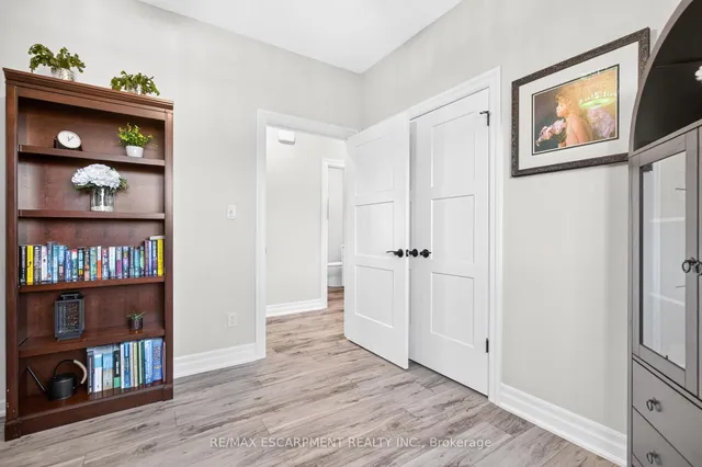 4237 Manson Lane, Lincoln 2
