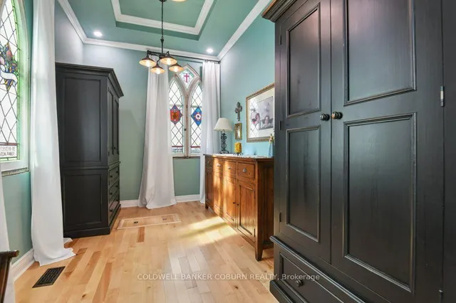 22 First St, South Dundas 4