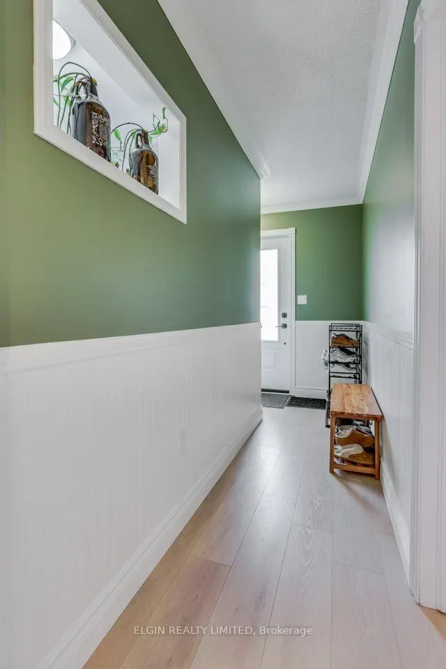 27 Carrie Cres, St. Thomas 5