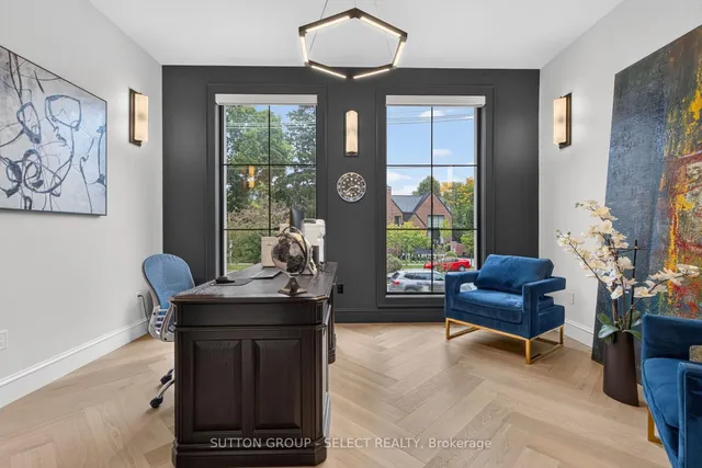 971 WELLINGTON St, London East 5
