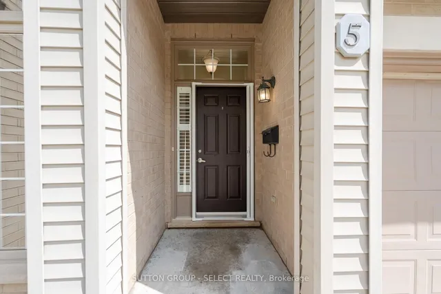 270 North Centre Rd #5, London North 4