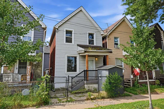 38 Mars Ave, Hamilton 4