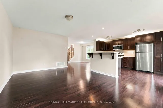 387 Sweet Grass Circ, Ottawa 5
