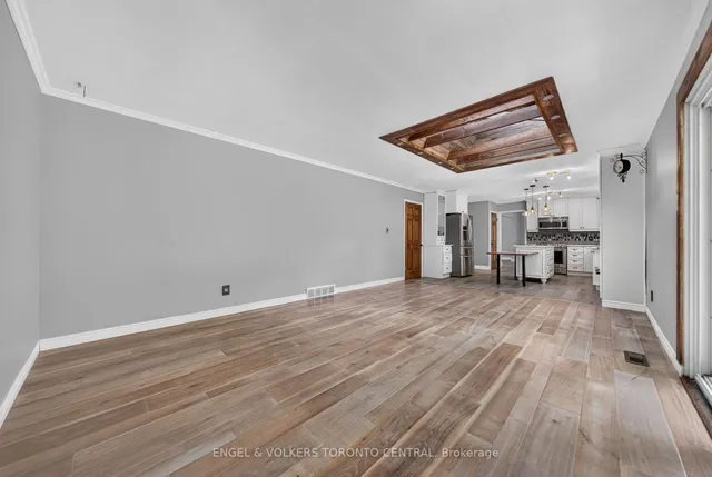 256 Shakespeare Dr, Waterloo 2