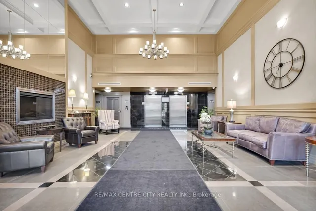 1030 Coronation Dr #903, London North 2