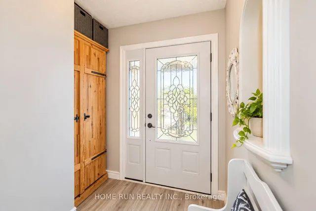 57 Fair Oaks Cres, Ottawa 3