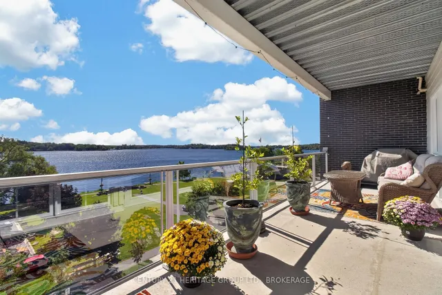 130 Water St #409, Gananoque 3