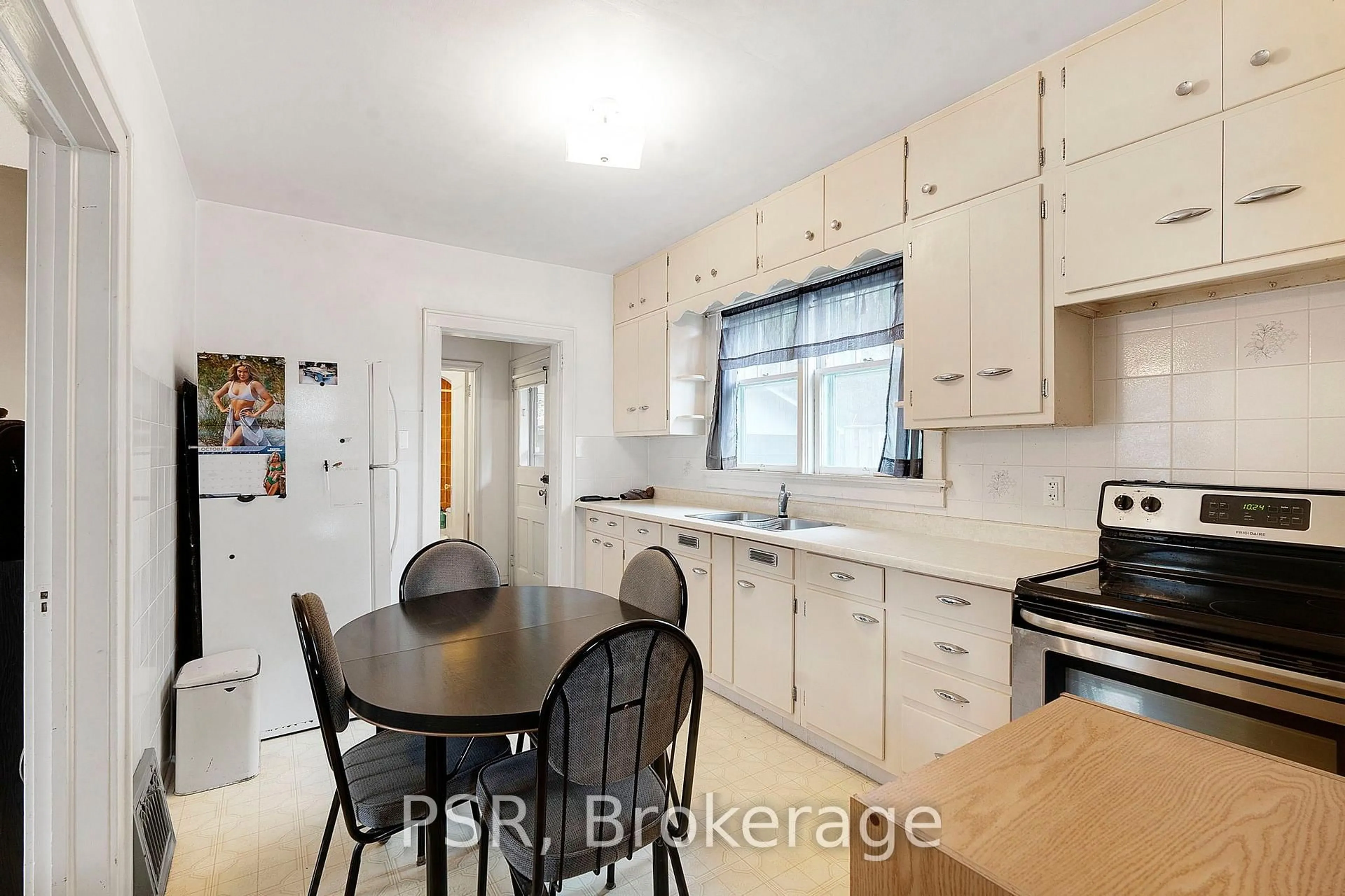 trreb/IMG-X13868102_525af419-35bd-4970-b273-6ec7f914824e-l.jpg
