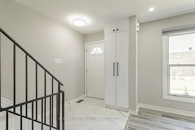 70 Fiddlers Green Rd #88, London North 3