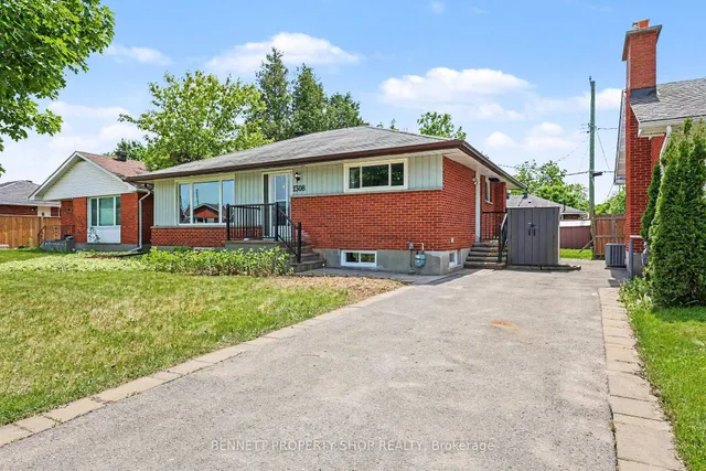 1308 Rustic Dr, Ottawa 4