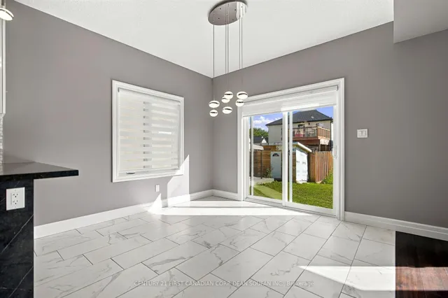 2943 Lemieux Walk, London South 5