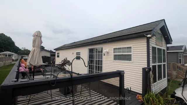 87 Evergreen Village Rd, Port Colborne 2