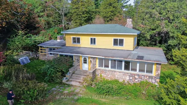 25 Vanston Rd, Leeds and the Thousand Islands 4