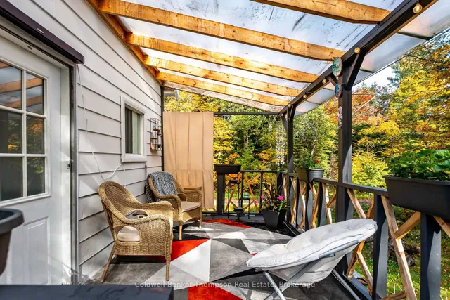 11 Watson St, McMurrich/Monteith 2