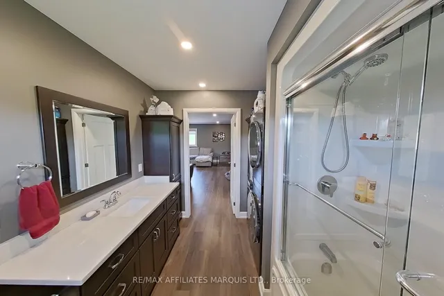 18779 Paragon Rd, South Glengarry 4