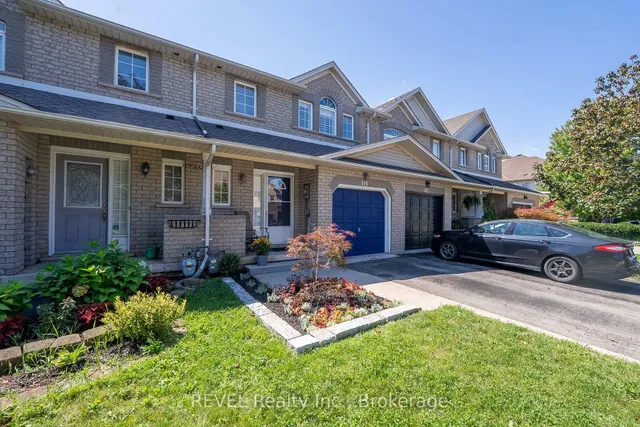 11 Elderberry Ave, Grimsby 2