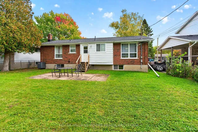 740 Dempster Dr, Gananoque 4
