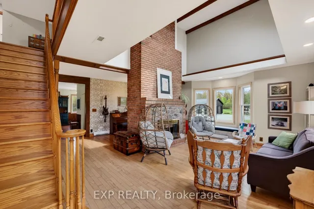 2266 Pettit Rd, Fort Erie 5