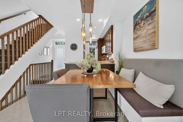 348 Ravenhill Ave, Ottawa 5