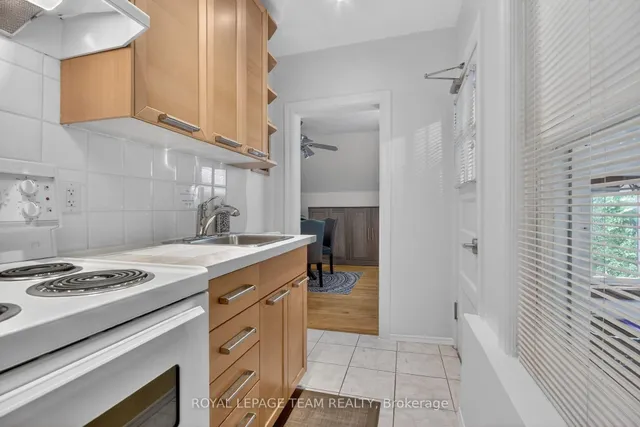 64 Delaware Ave, Ottawa 5