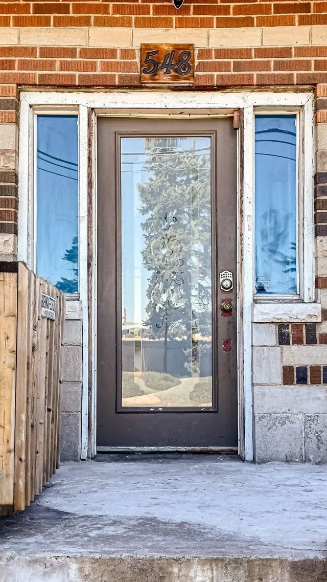 548 Beach Rd, Hamilton 5