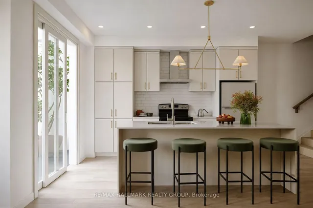 426 Gathering Private, Orleans 2