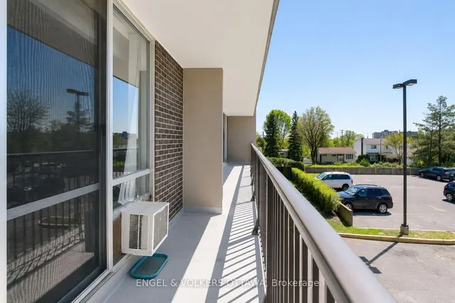 2400 Virginia Dr #210, Ottawa 2