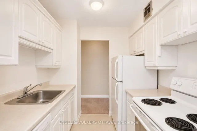 2400 Virginia Dr #210, Ottawa 5
