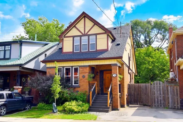 70 Kensington Ave, Hamilton