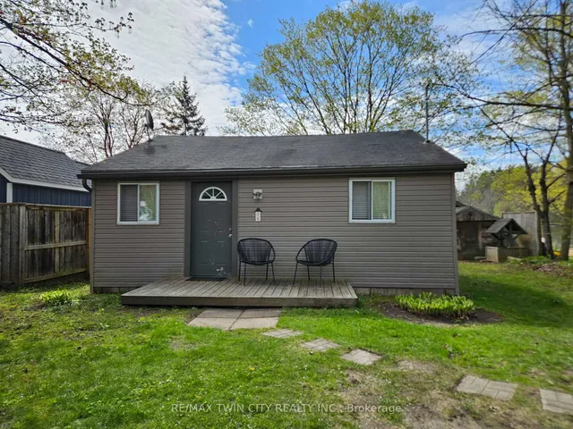 1323 Queen St #125, Wilmot 3
